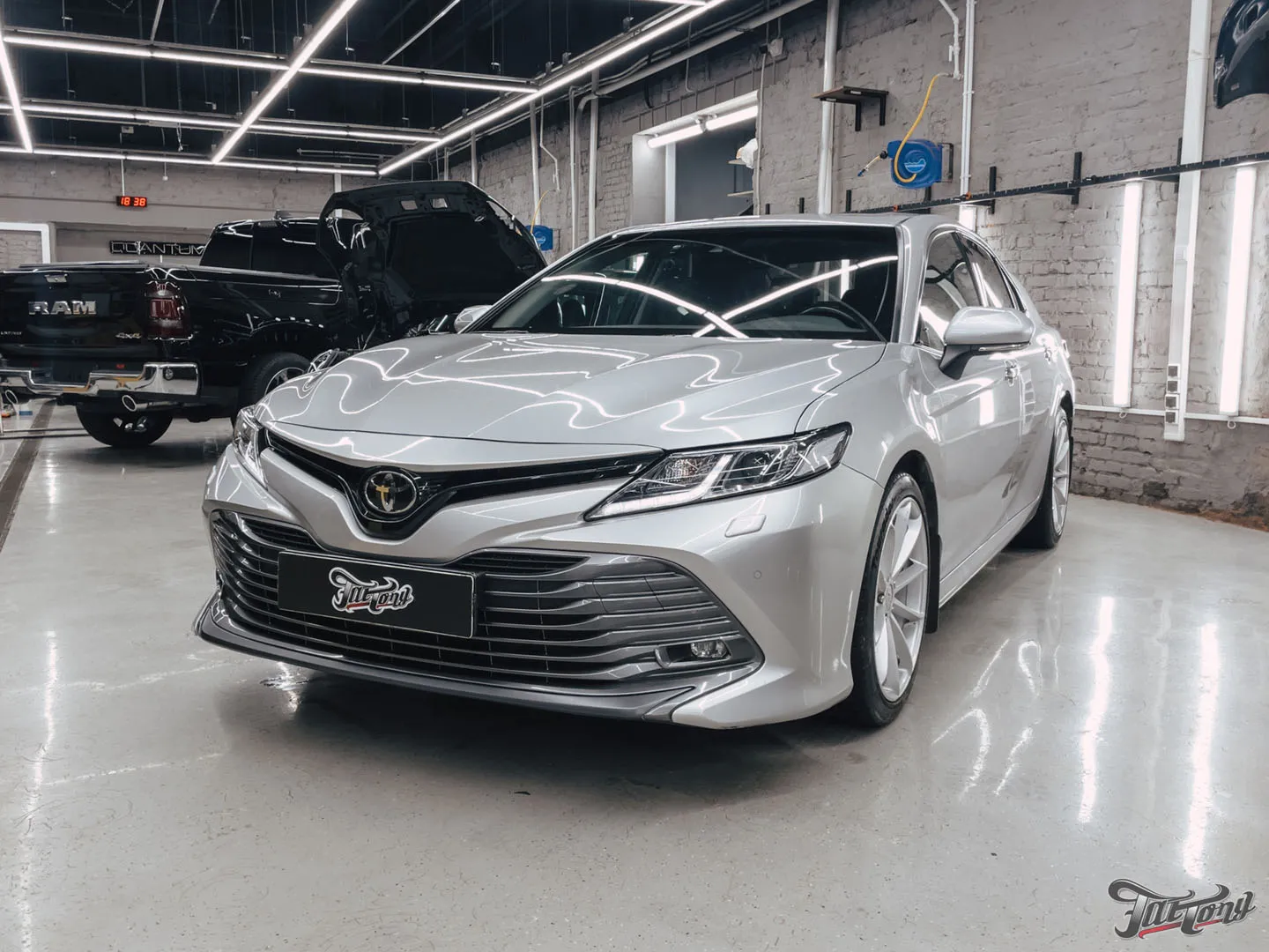 Отремонтировали и окрасили дверь на Toyota Camry, приехавшей из Волгограда!